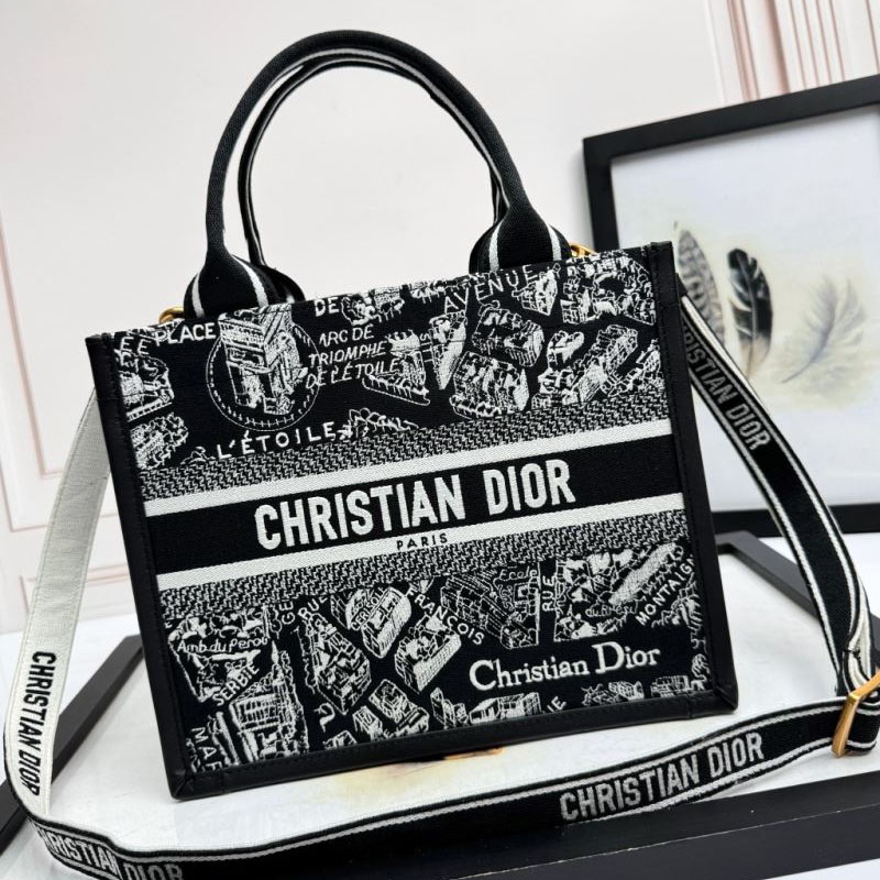 chr1st1an D10r shopping bags